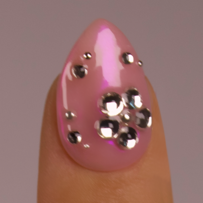 stiletto medium nails